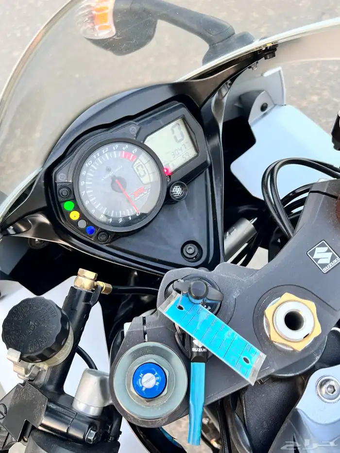 دباب سوزوكي 1000 موديل 2008 8
