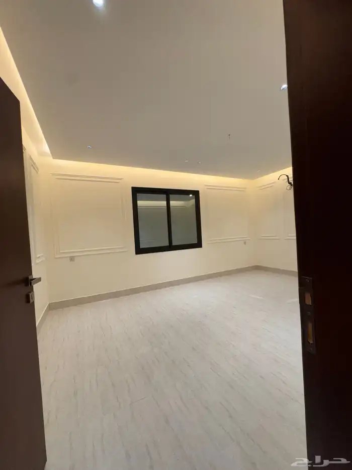 فله روف علوي حي مروج الأمير سعر 810 الف 1