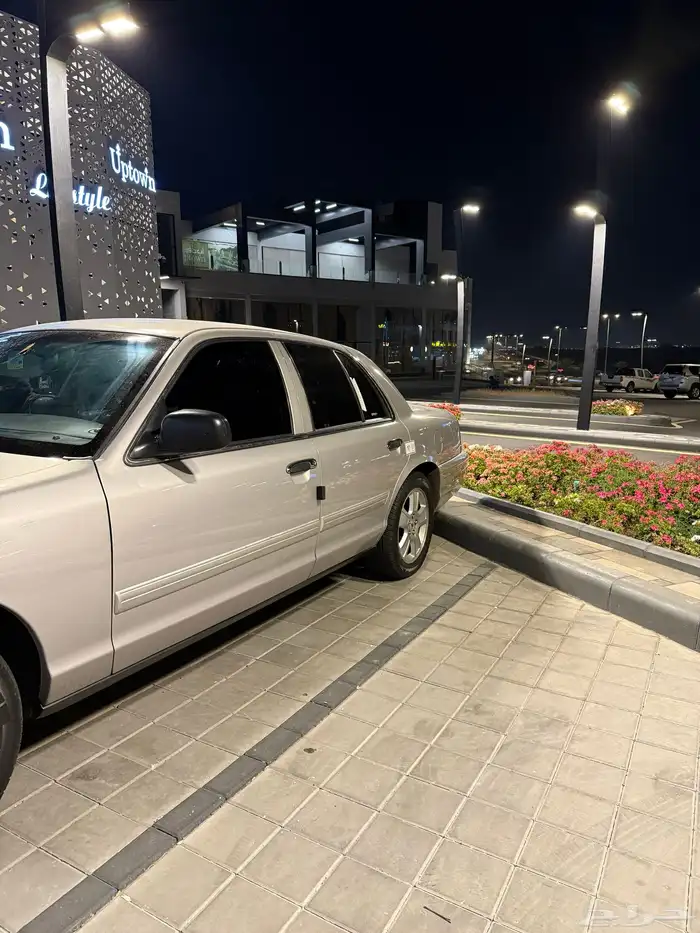 فورد كراون فكتوريا سعودي 2012 8