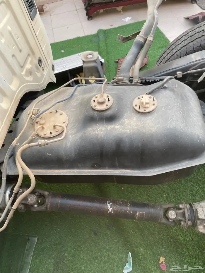 قطع هايلكس يبانيه 1998 الى 2005 17