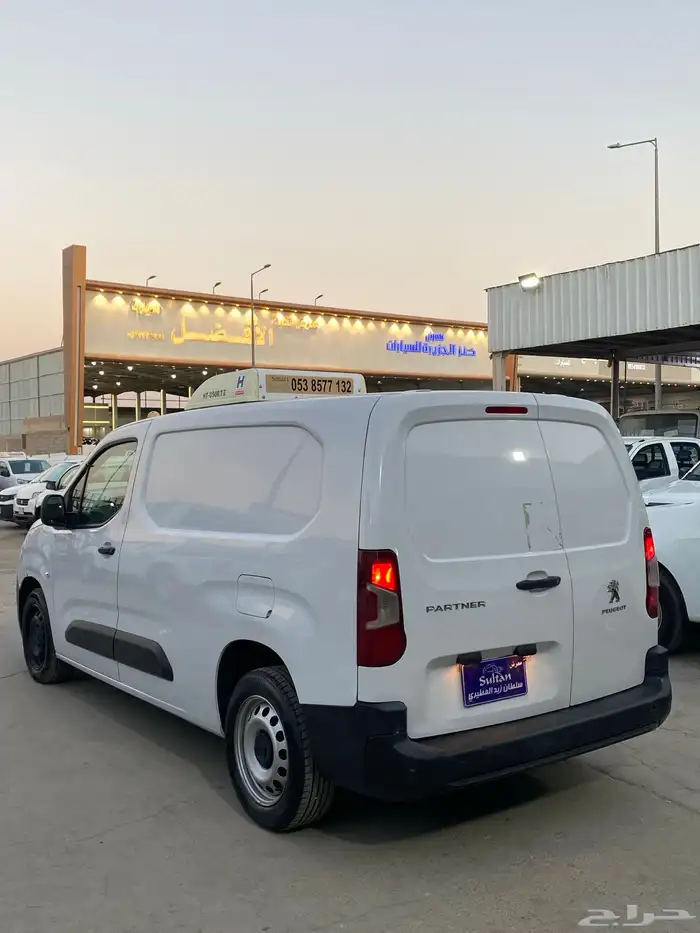 بيجو بارتنر ثلاجة شاص طويل  عداد قليل جدا 5