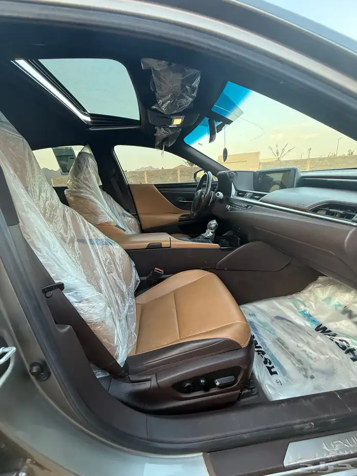 للبيع لكزس 2021 58