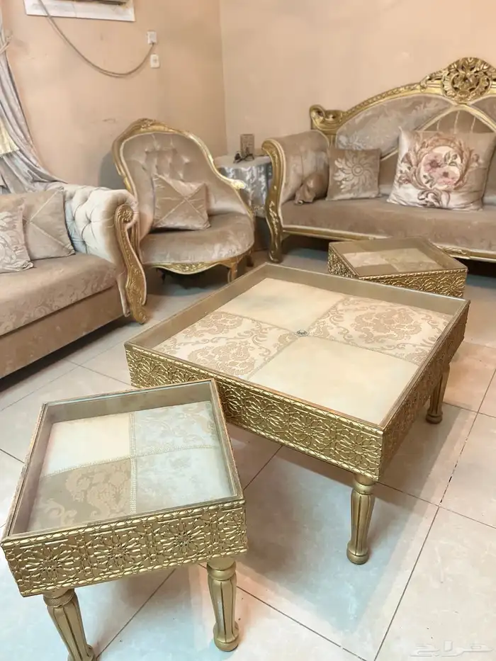 كنب مستعمل مع ستاره بطاولات مع مكيف ونجفه 4