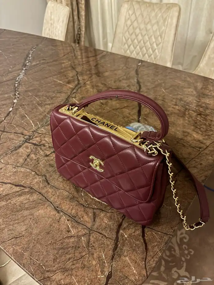 شنطة شانيل و شناط اخرى للبيع 1