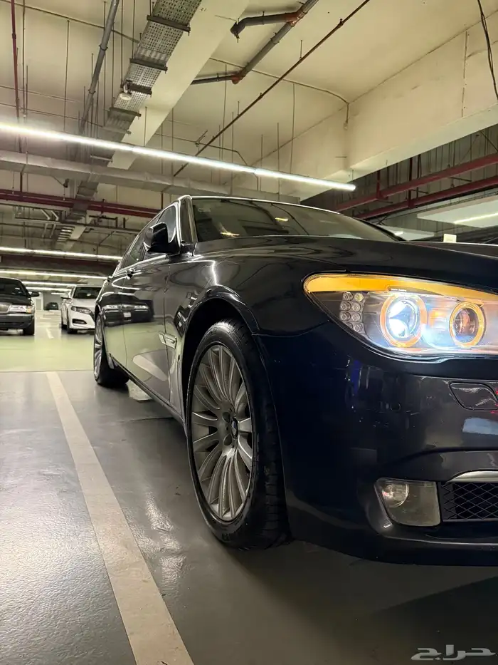 بي ام الفئه 10