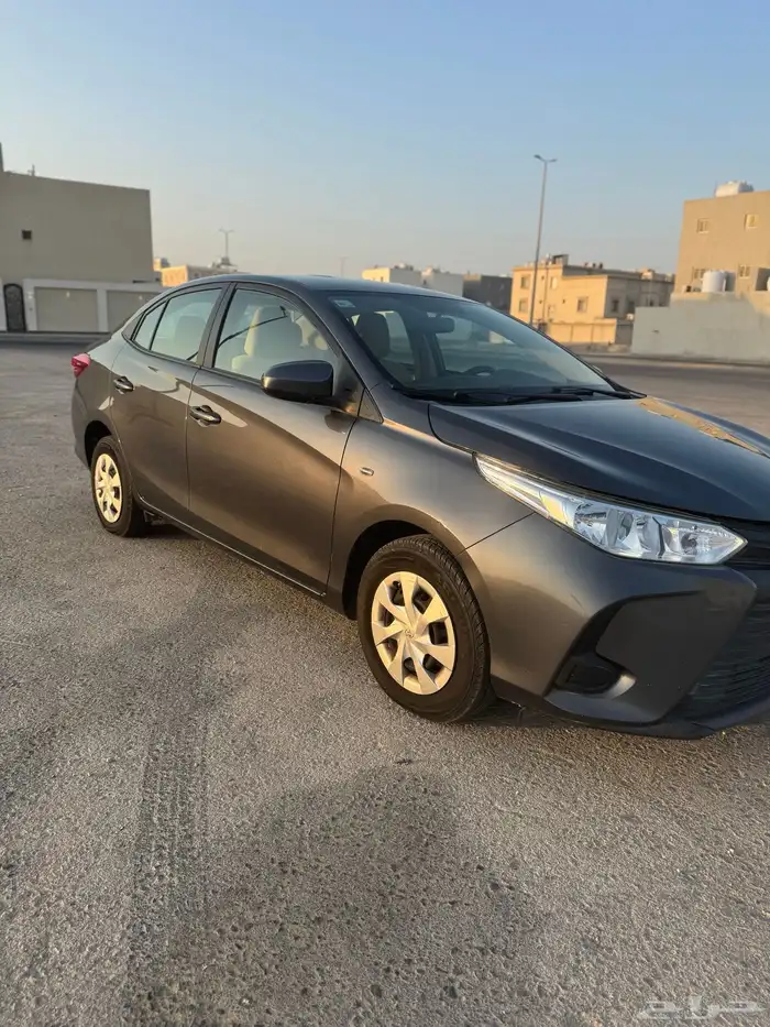 للبيع يارس مديل 2022 0