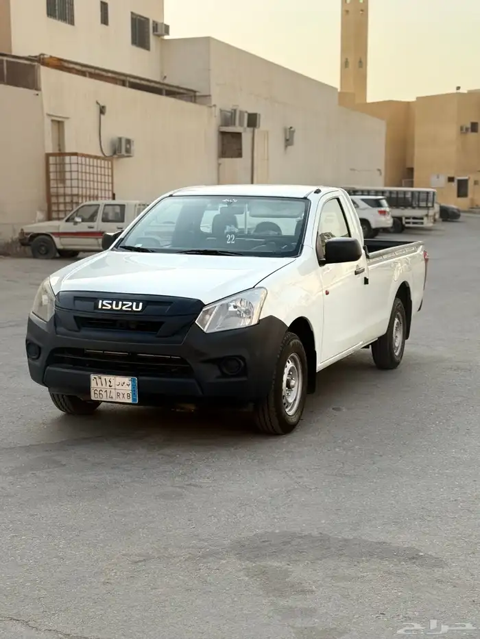 للبيع ايسوزو ديمكس 2022 1