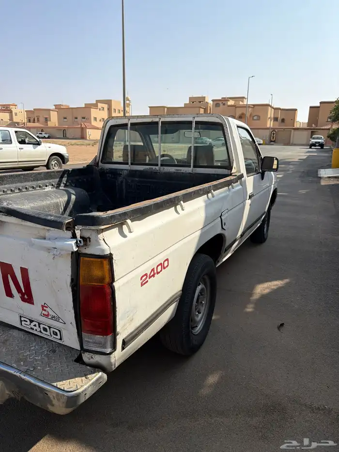 بكب داتسن غمارة مديل 1995 عادي 4