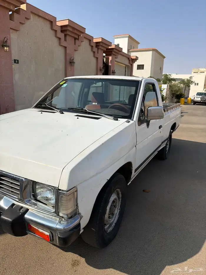 بكب داتسن غمارة مديل 1995 عادي 1