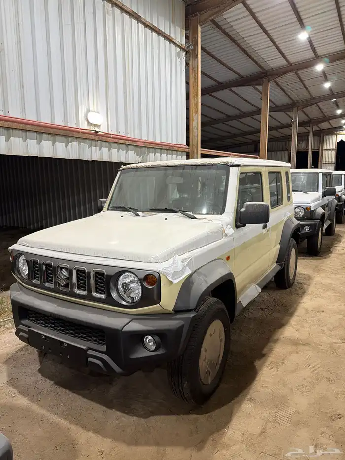 سوزوكي جمني 2026 قير عادي5ابواب ب 81900 عرض شامل ضريبة عرضض 0