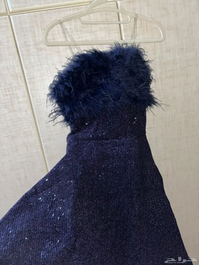 فستان كحلي مقاس 3 طويل لبس مره وحده فقط 0