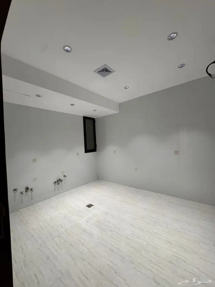 فله روف علوي حي مروج الأمير سعر 810 الف 3