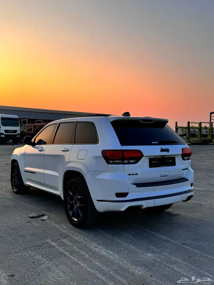 للبيع جيب شروكي 2020 وارد كوريا 3