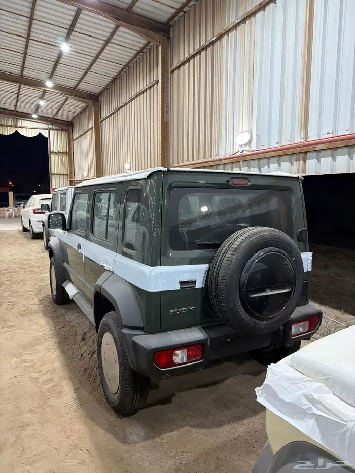 سوزوكي جمني 2026 قير عادي5ابواب ب 81900 عرض شامل ضريبة عرضض 6