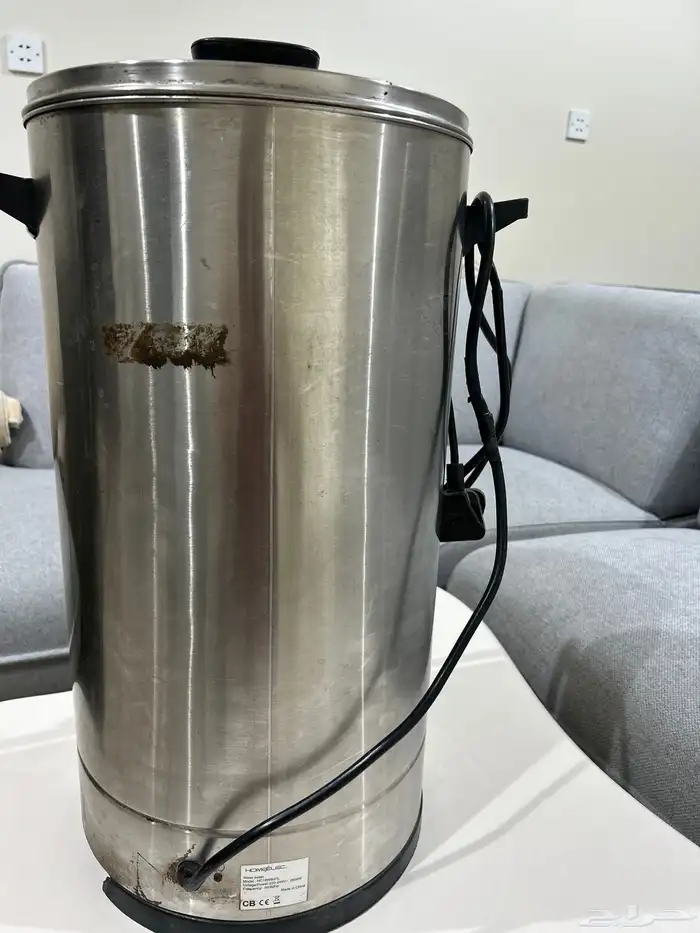 غلاية ماء حجم كبير تقريبا  20 لتر او اكثر 1