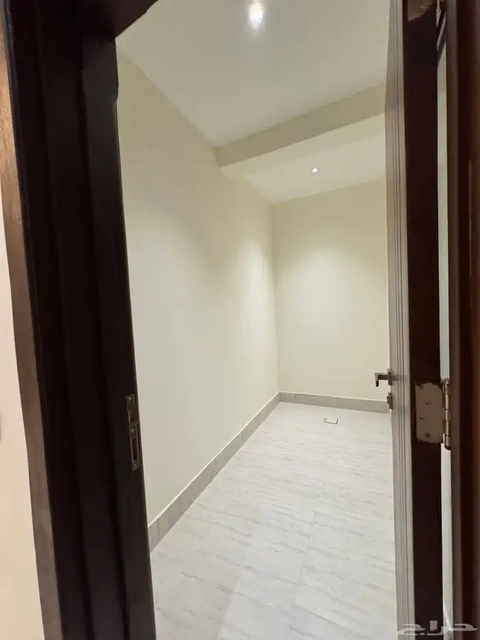 فله روف علوي حي مروج الأمير سعر 810 الف 17