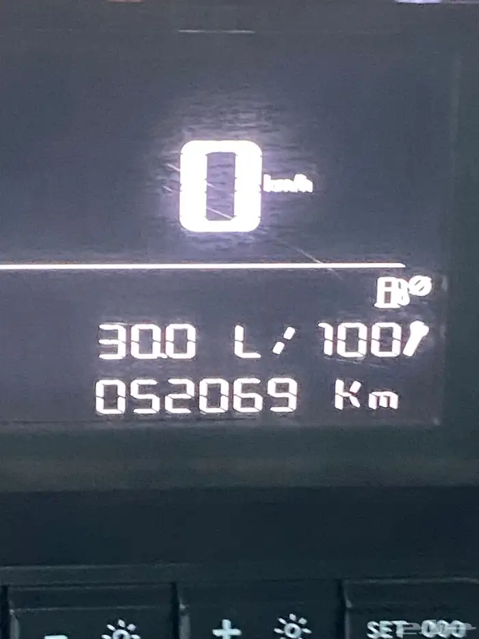 بيجو بارتنر ثلاجة شاص طويل  عداد قليل جدا 4