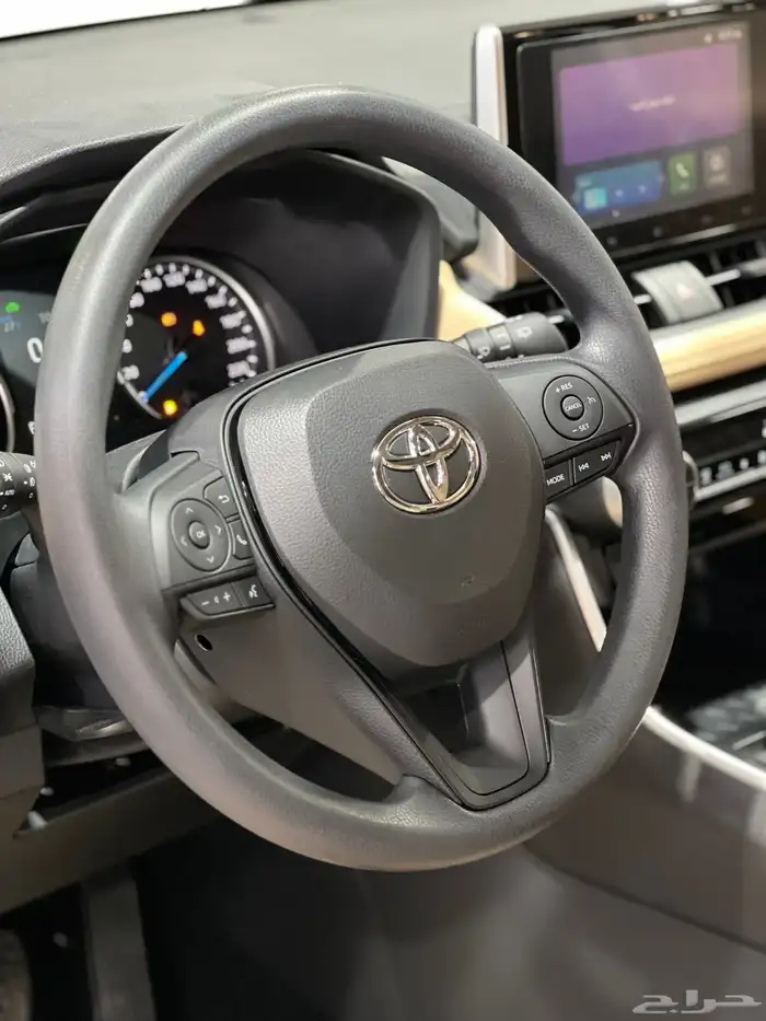 تويوتا راف فور XLE هايبرد 2025 جديد سعودي 129.950 شامل 10