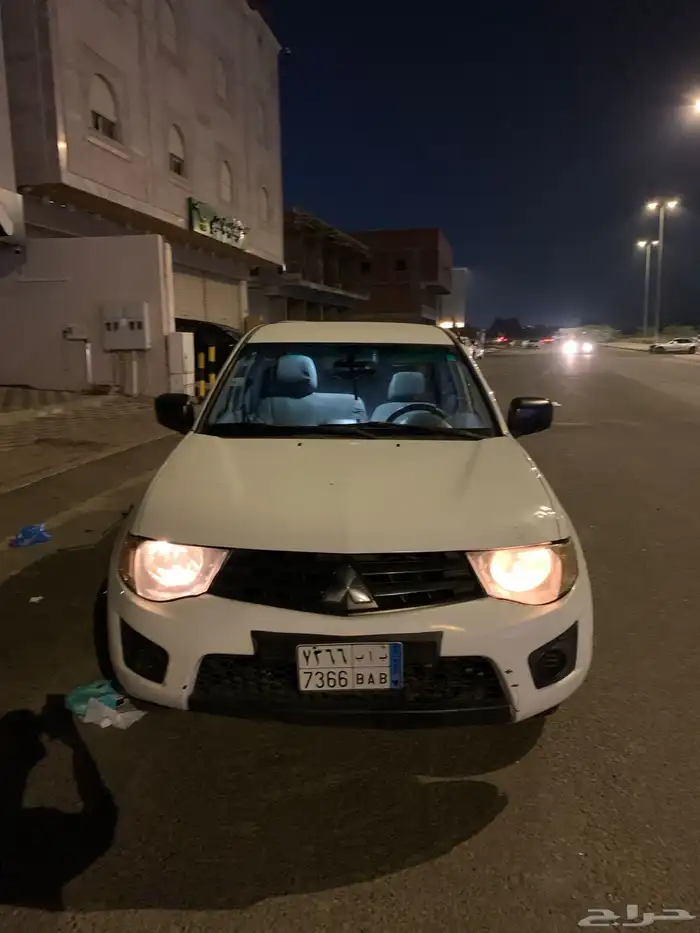 ونيت متسوبيشي L200 2015 2