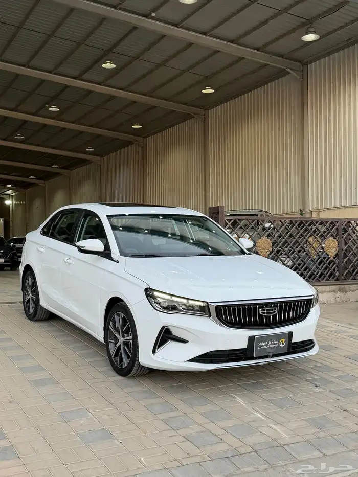 جيلي ام جراند 2023 فل كامل 0