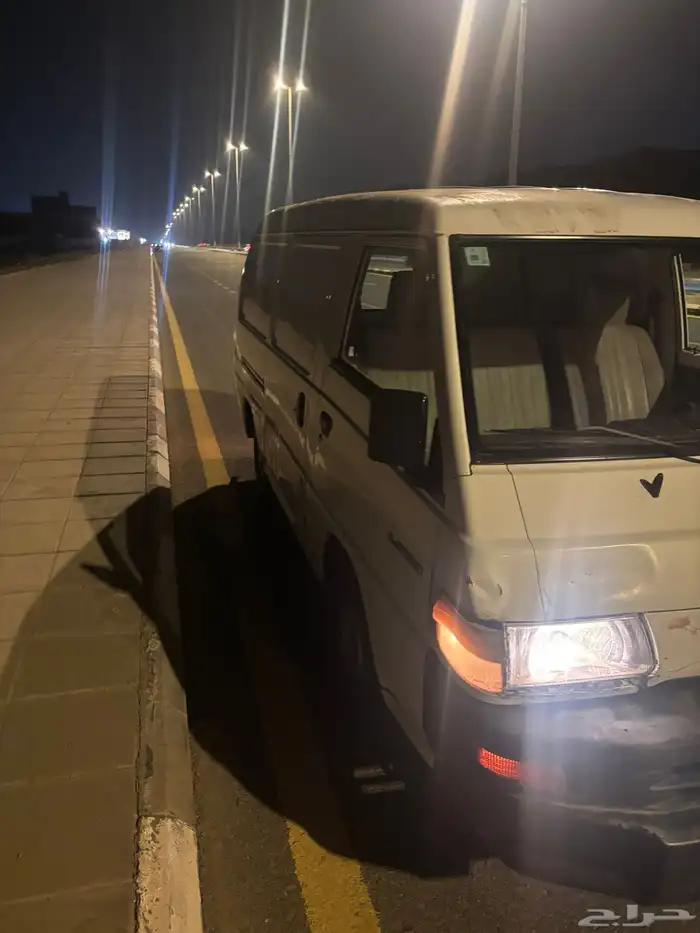 باص بضاعه ميتسوبيشي 2007 7