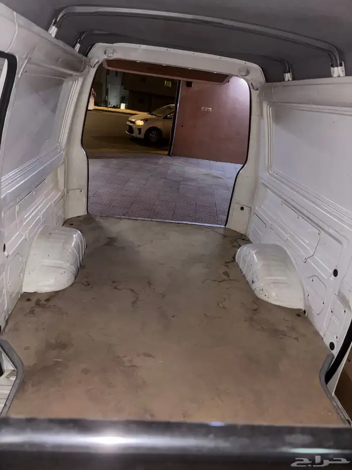 باص بضاعه ميتسوبيشي 2007 3