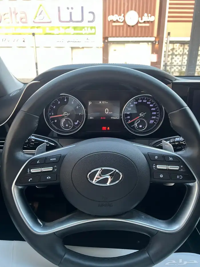 ازيرا 2022 (بنزين ) V6 9