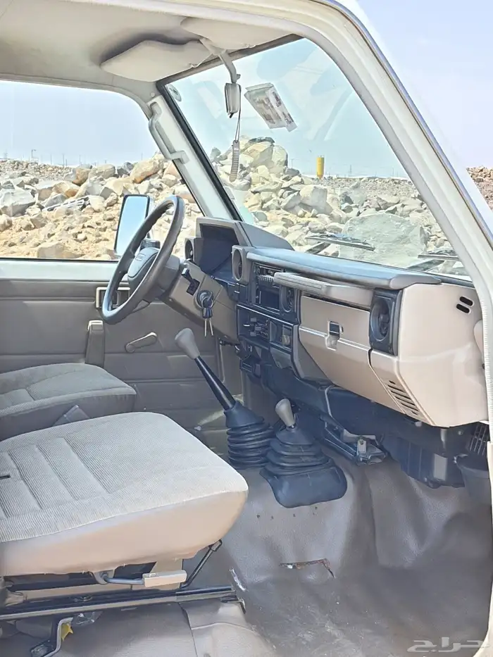 جيب ربع مخزن 2005 27