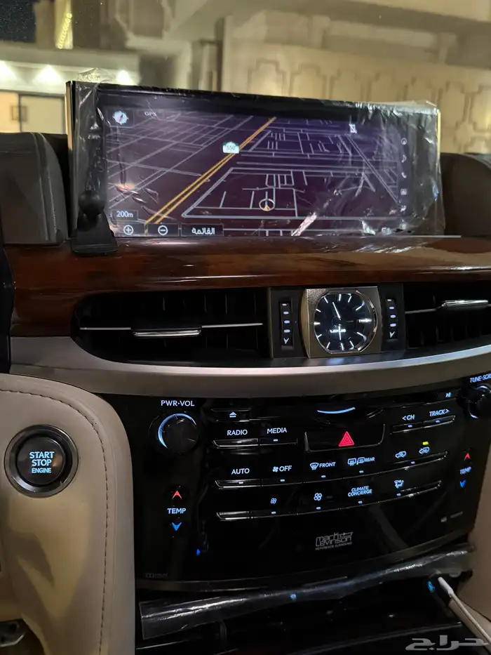 لكزس 2021 بريمي 9