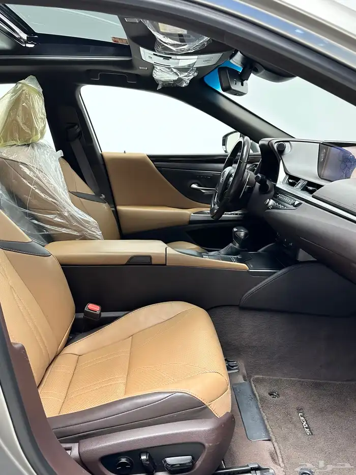 لكزس ES 250 فل كامل 2021 7