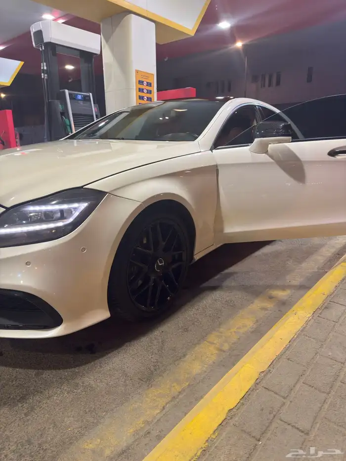 مرسيدس cls 2013 1