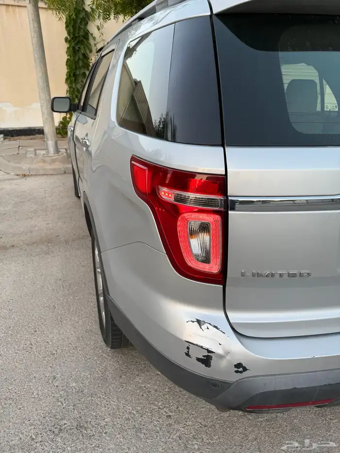 فورد اكسبلورر ليمتد 3