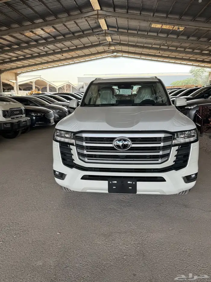 للبيع لاندكروزر 2026 رقم 4 جديد اصفار سعودي 0