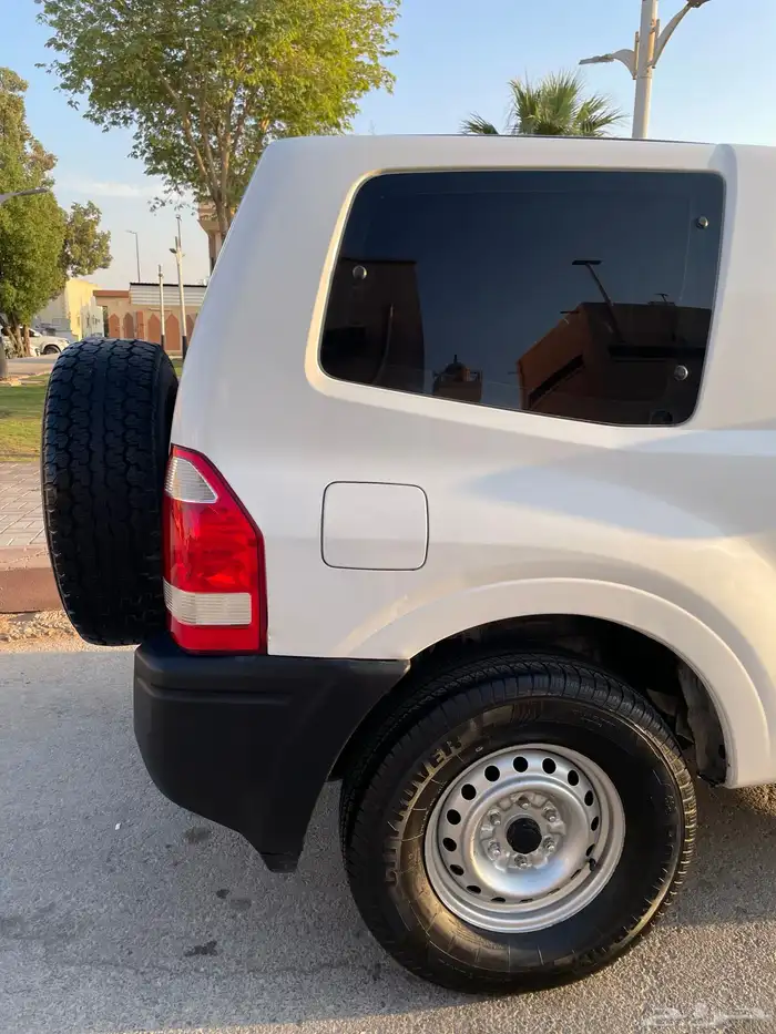 لاندكروزر 6