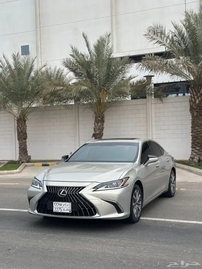 لكزس ES250 2023 AA بنزين 2