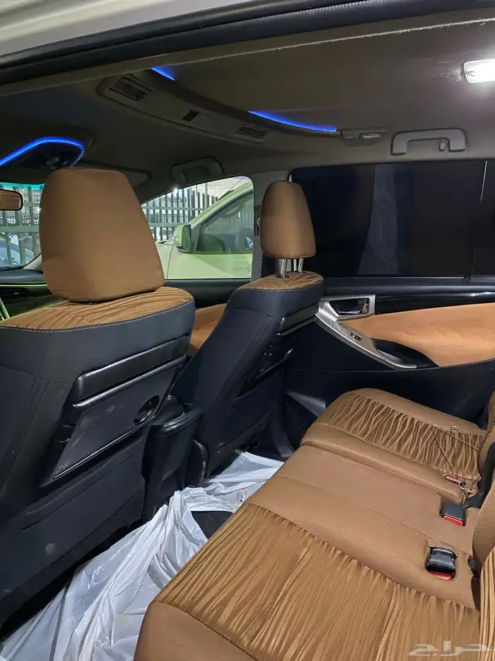 فان انوفا 2017 7