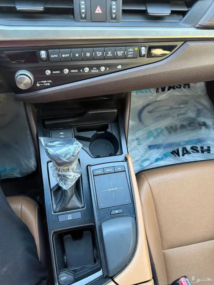 للبيع لكزس 2021 66