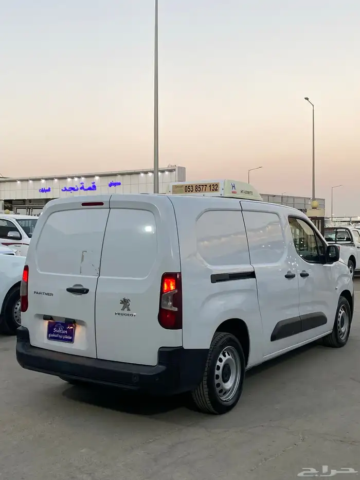 بيجو بارتنر ثلاجة شاص طويل  عداد قليل جدا 7