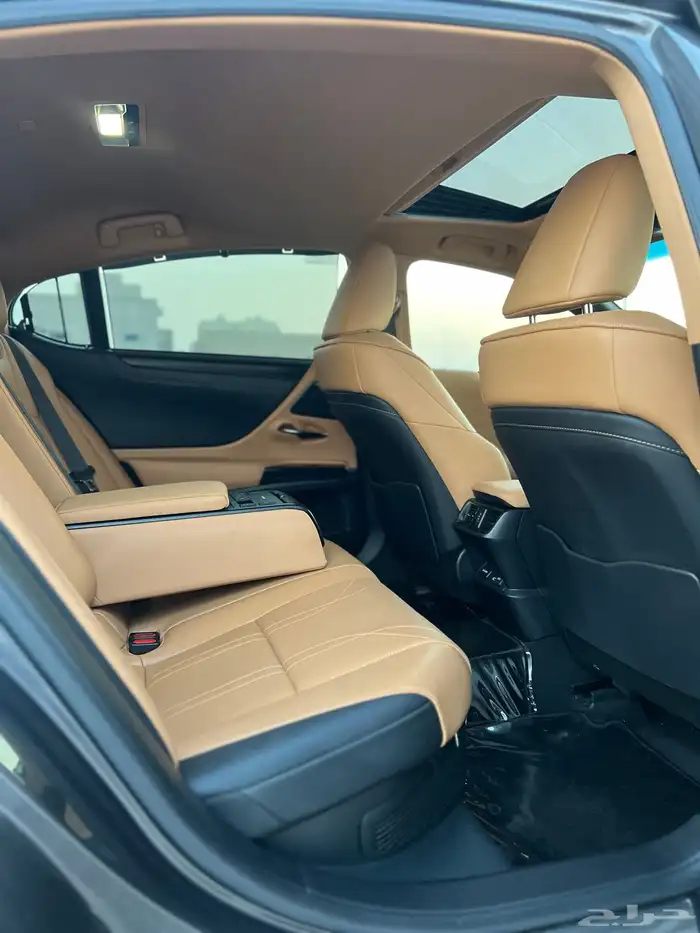 لكزس ES300h بدي وكاله مالك اول فل كامل 30