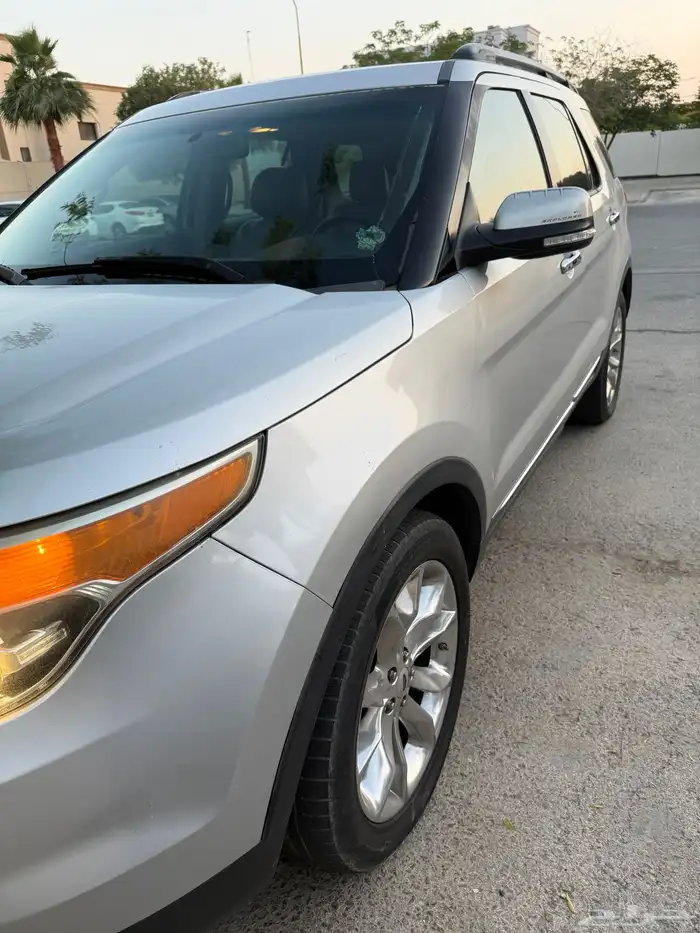 فورد اكسبلورر ليمتد 1