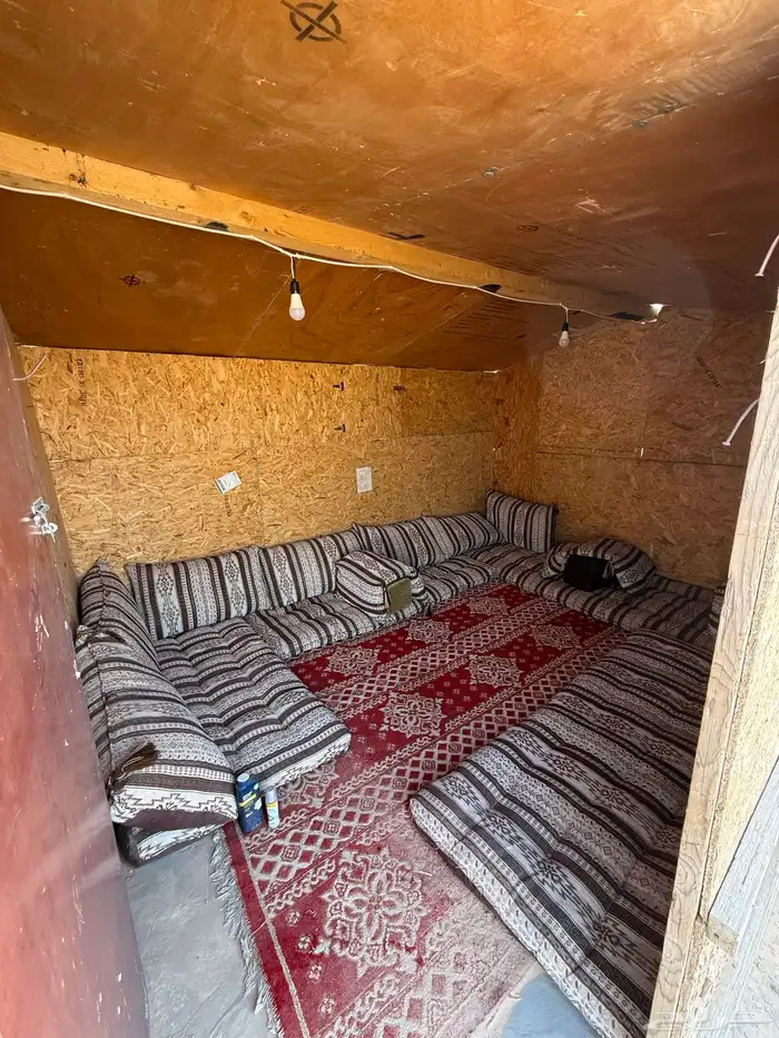 مخيم مجهز كامل 13