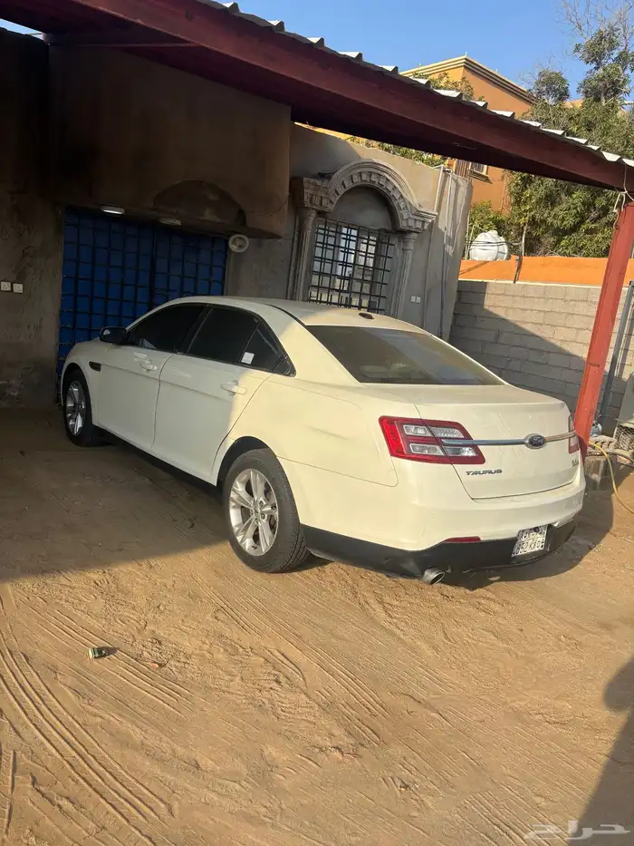 توريس للبيع نظيف مكينه وقير وبدي قدامك 0