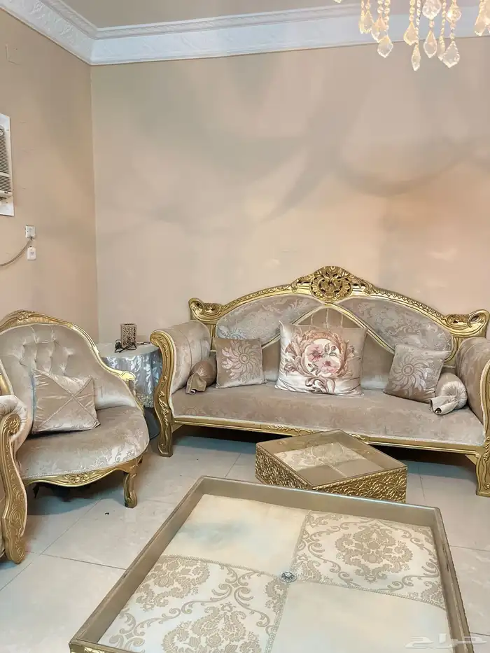 كنب مستعمل مع ستاره بطاولات مع مكيف ونجفه 2