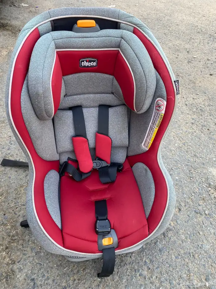 للبيع كرسي سياره للاطفال 2