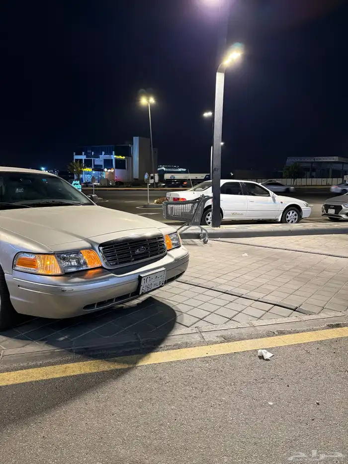 فورد كراون فكتوريا سعودي 2012 2