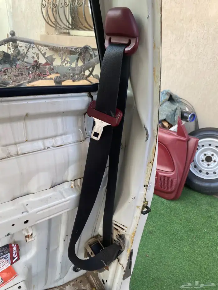 قطع هايلكس يبانيه 1998 الى 2005 23