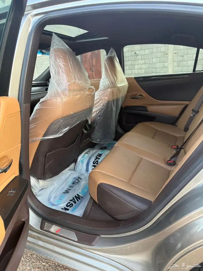 للبيع لكزس 2021 41