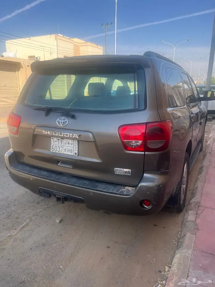 للبيع سكويا 2012 نص فل دبل وثلاجة 5