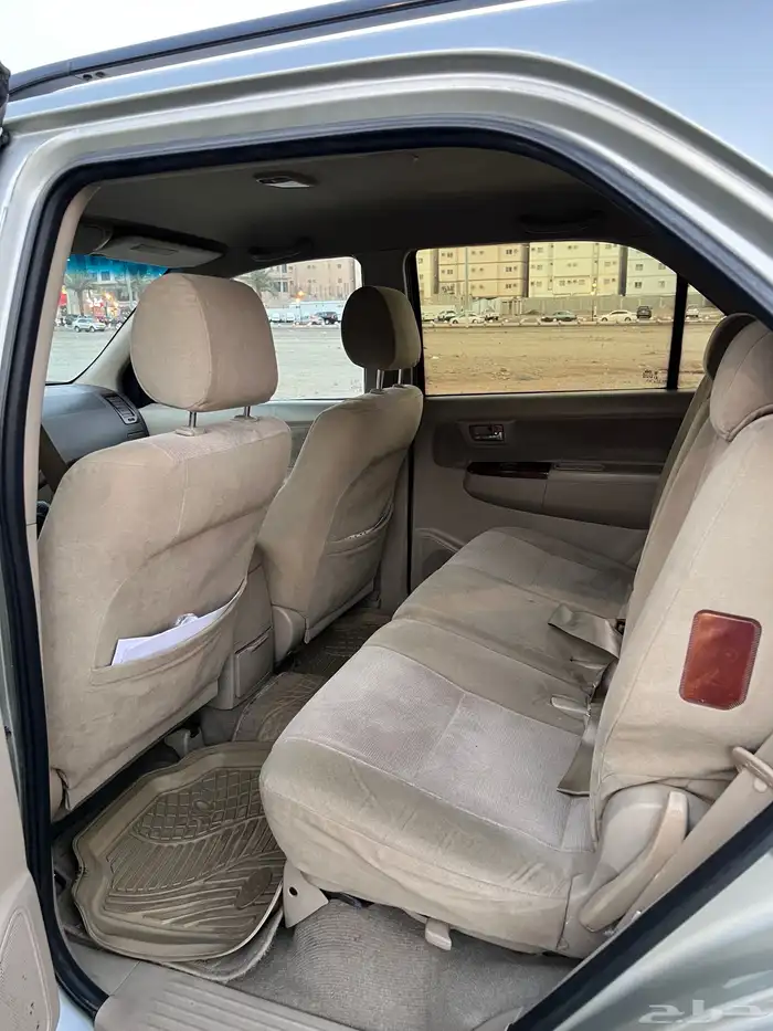 للبيع فورتشنر 2007 7