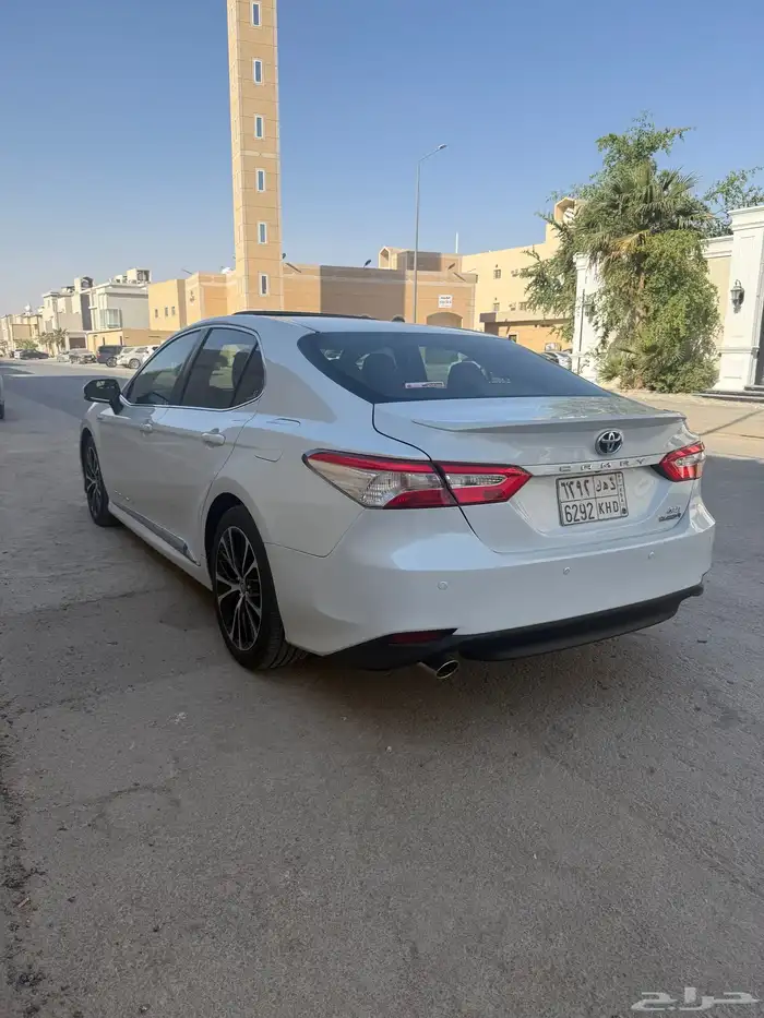 كامري 2020فل كامل هايبرد 4